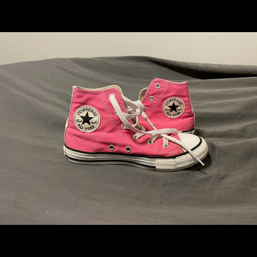 Pink All Star Converse size 1